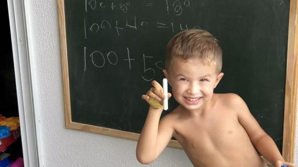 Filippo de Castro Morgado, de 5 anos, menino prodígio que entrou para o clube mundial de pessoas com alto QI. Foto: (arquivo pessoal)