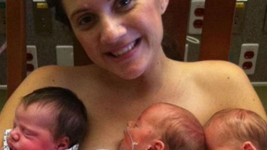 Mãe fala sobre sexo após o nascimento dos filhos trigêmeos - reprodução / Facebook