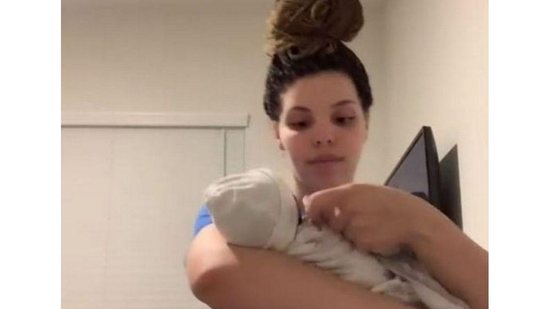 Mãe compartilha truque para fazer bebês pararem de chorar em poucos segundos e viraliza - reprodução TikTok