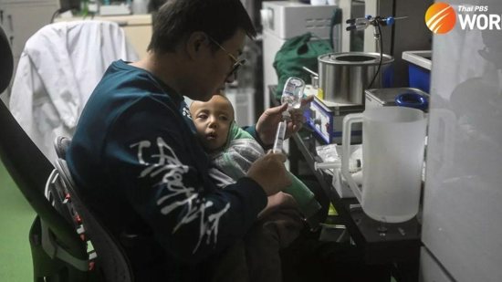 Xu Mei criou o remédio para tratar a doença rara do filho - Reprodução/ AFP
