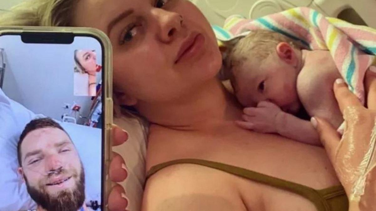 Após sofre grave acidente, pai vê bebê por vídeo chamadas  - Após sofre grave acidente, pai vê bebê por vídeo chamadas (FOTO: Reprodução / 9Honey)