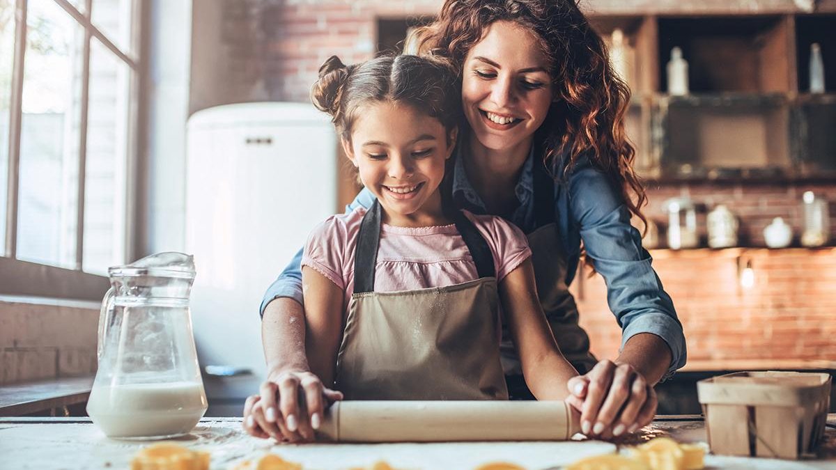 Aproveite a quarentena para melhorar a relação da sua família com a comida - Getty Images