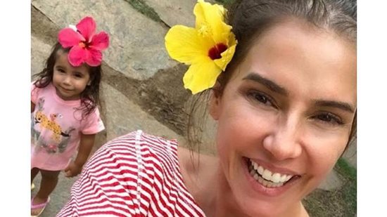Maria Flor completa três anos em dezembro - Reprodução Instagram @dedesecco