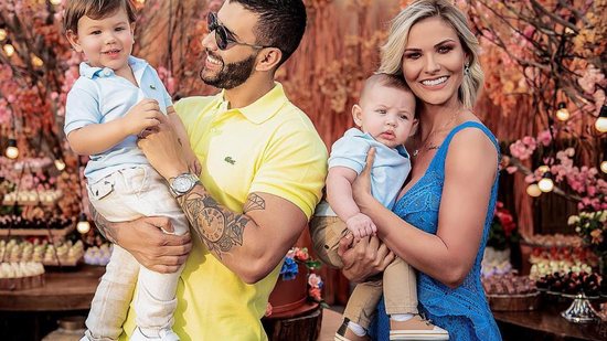 Andressa Suita, seu marido Gusttavo Lima e os filhos Gabriel e Samuel - reprodução / Instagram / @andressasuita