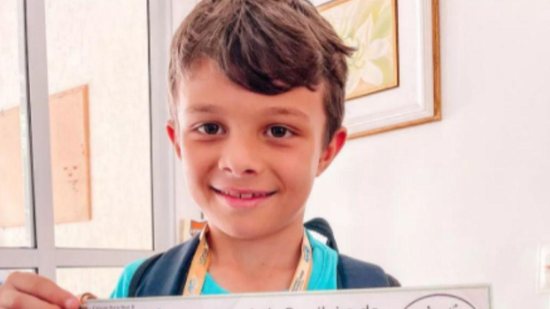 Filho de Juliano Cazarré ganha olimpíadas de astronomia - Reprodução / Instagram / @leticiacazzare