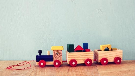 Brinquedo Educativo Caminhãozinho de Madeira Zootrans – ‎Indústrias Carimbras - Divulgação