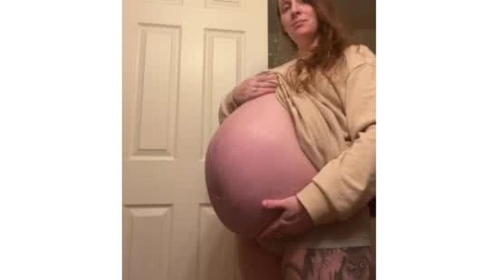A mãe chamou atenção nas redes sociais após publicar foto de sua barriga na gestação - Reprodução/TikTok/mommy1987003