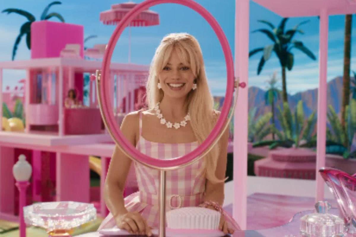 1 mês do filme Barbie: e chegou a hora de falar sobre suas profissões na  vida real - Think Eva