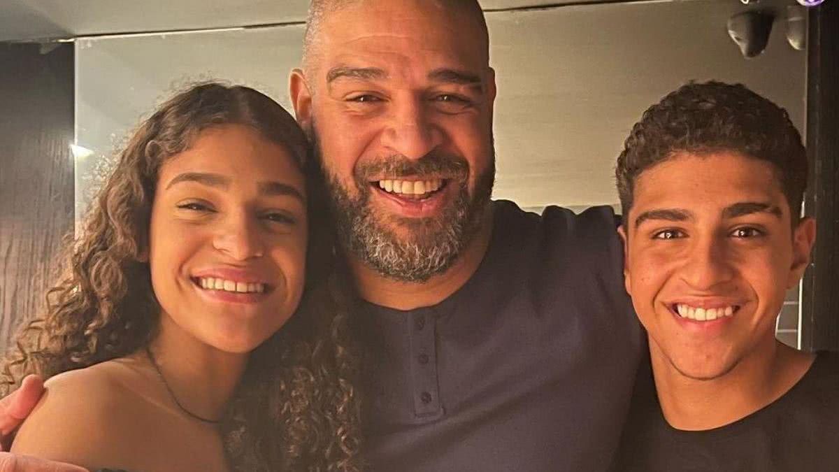 Os fãs apontaram a semelhança entre os filhos de Adriano Imperador e ele - Reprodução/Instagram @adrianoimperador