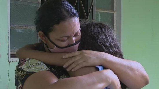 Mães descobrem que bebês foram trocados na maternidade e decidem continuar com filhos não biológicos - Reprodução/TV Globo
