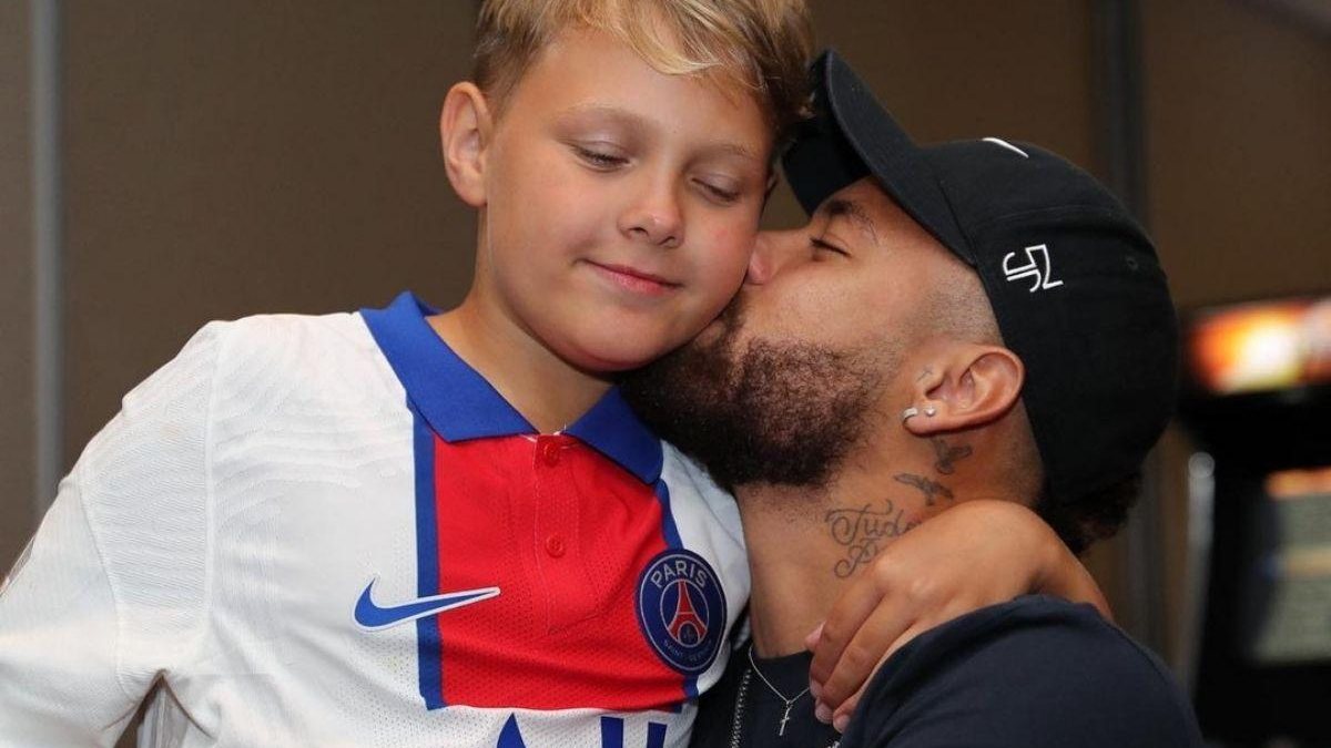 Neymar comemorou com Davi Lucca a virada do aniversário em uma festa intimista e depois o menino recebeu outra celebração - Reprodução / Instagram
