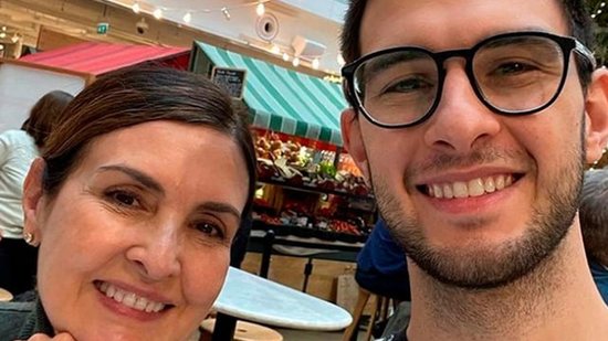 Fátima Bernardes encontra familiares da nora: “Forma carinhosa que tratam meu filho” - Reprodução/Instagram