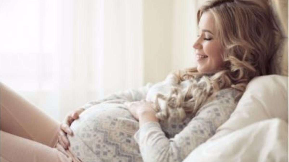 Deu positivo, parabéns! Você está oficialmente grávida e vai começar a sentir sintomas novos a cada trimestre - Getty Images
