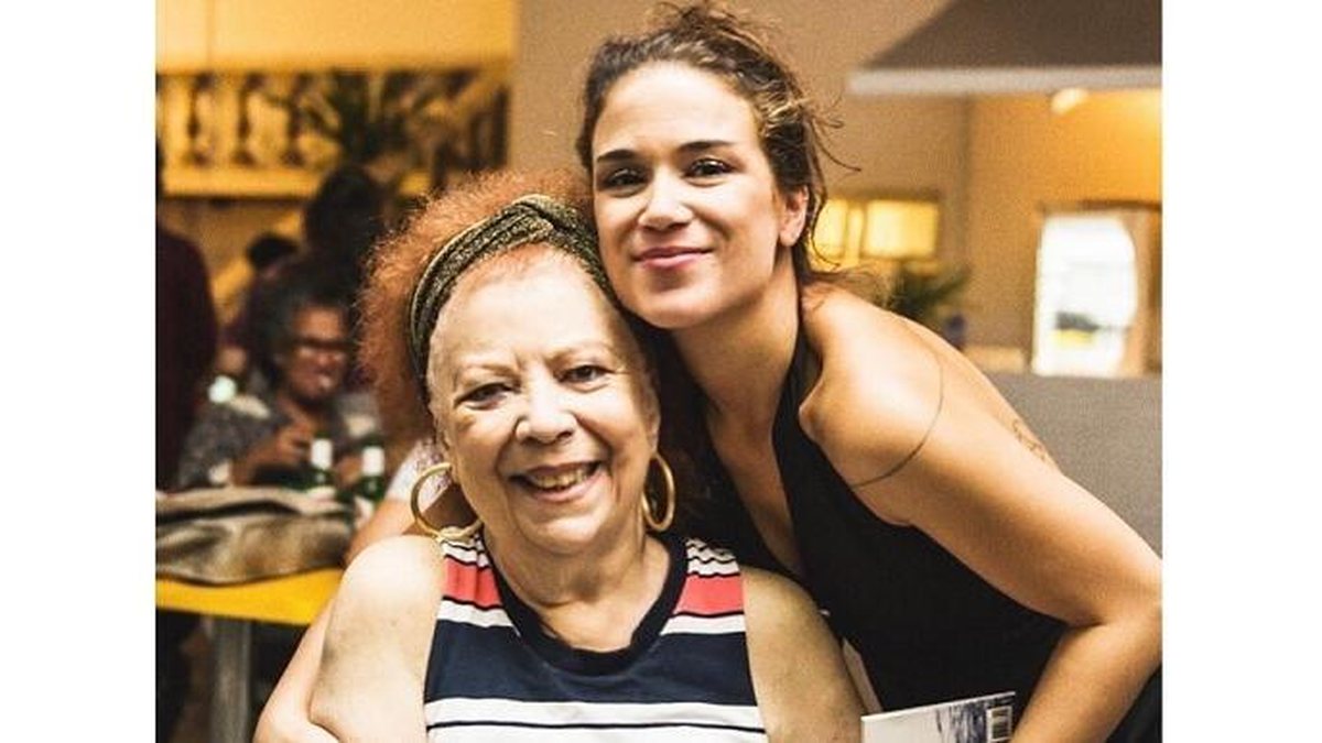 Beth Carvalho e a filha (Foto: Reprodução/Instagram/