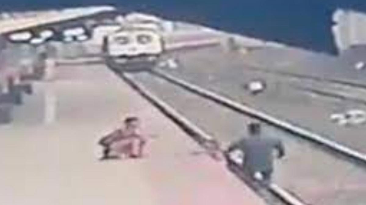 Vídeo mostra momento em que criança é salva em ferrovia - Getty Images