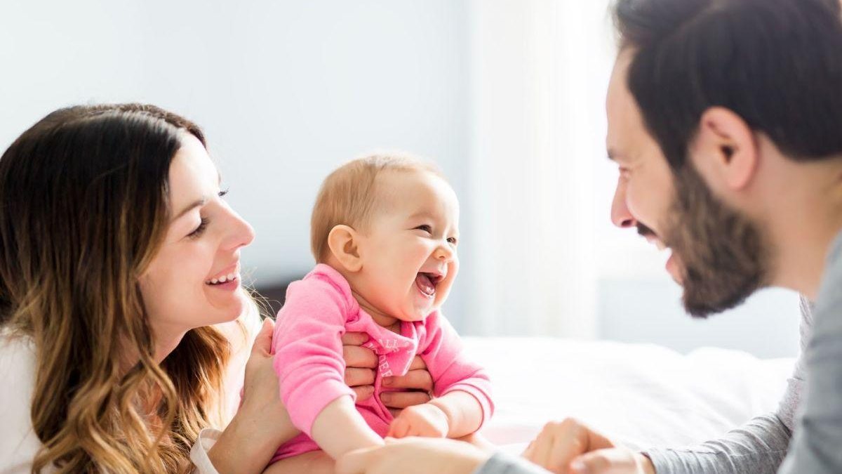 Não importa a fase da maternidade ou paternidade que você esteja vivendo. É sempre um momento desafiador para todos - Getty Images