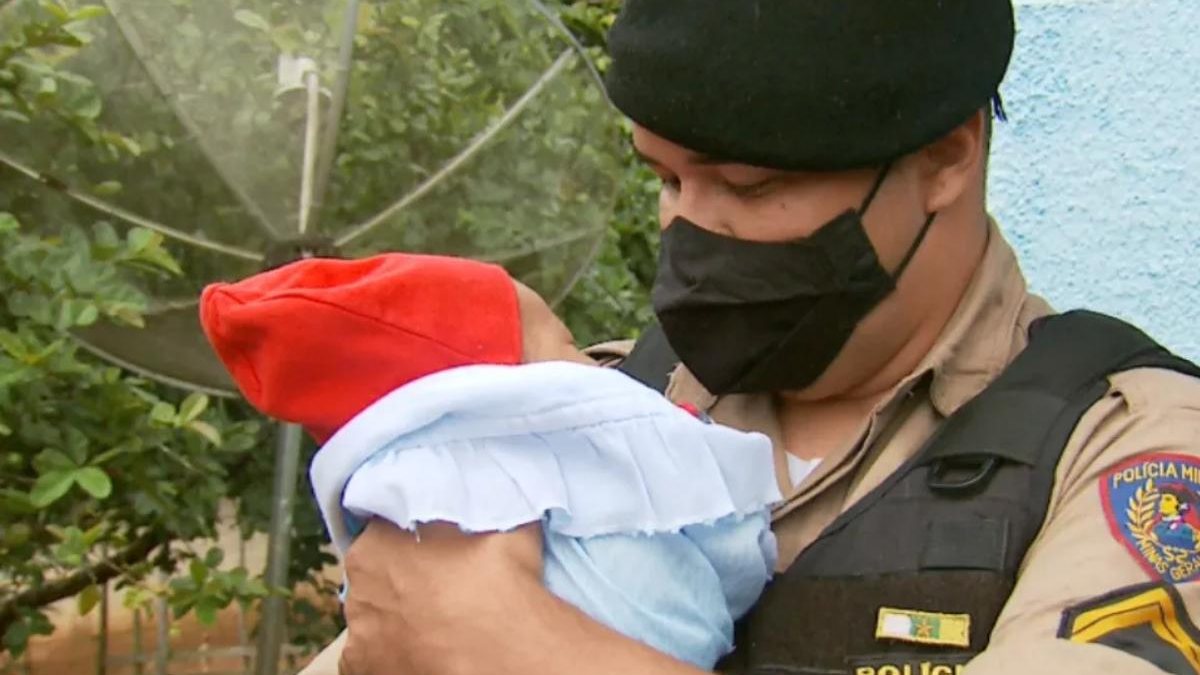 O policial salvou a vida do recém-nascido  - O policial salvou a vida do recém-nascido (Foto: Erlei Peixoto/EPTV