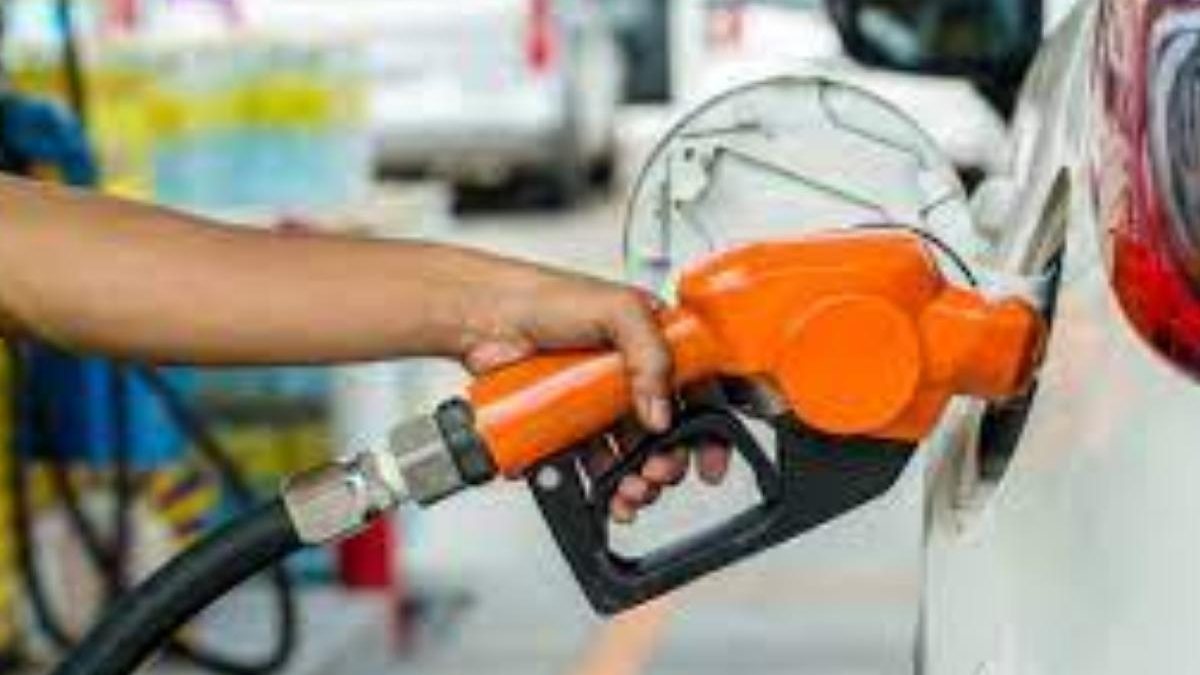 Especialista alerta sobre o perigo de fazer receita de “gasolina caseira” - Reprodução/Getty Images/iStock
