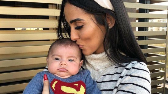 Jade Seba é mãe de primeira viagem e Zion tem cinco meses - reprodução/Instagram @jadeseba