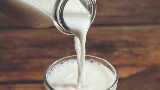 O leite tem propriedades importantes para as crianças - Getty Images