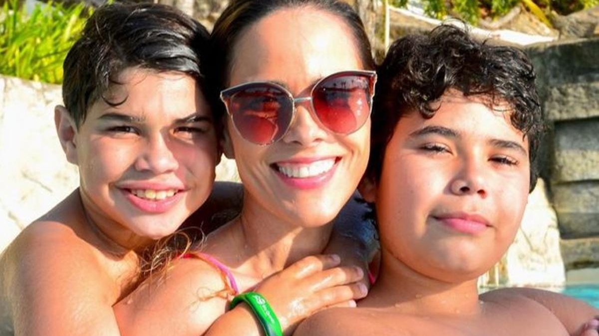 Wanessa Camargo curte dia de piscina ao lado dos filhos - Reprodução/Instagram