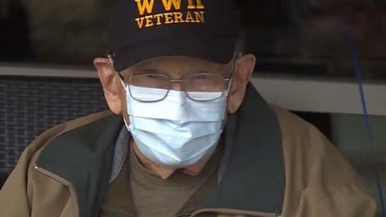Homem de 104 anos é a pessoa mais velha de se curar do coronavírus - Getty Images