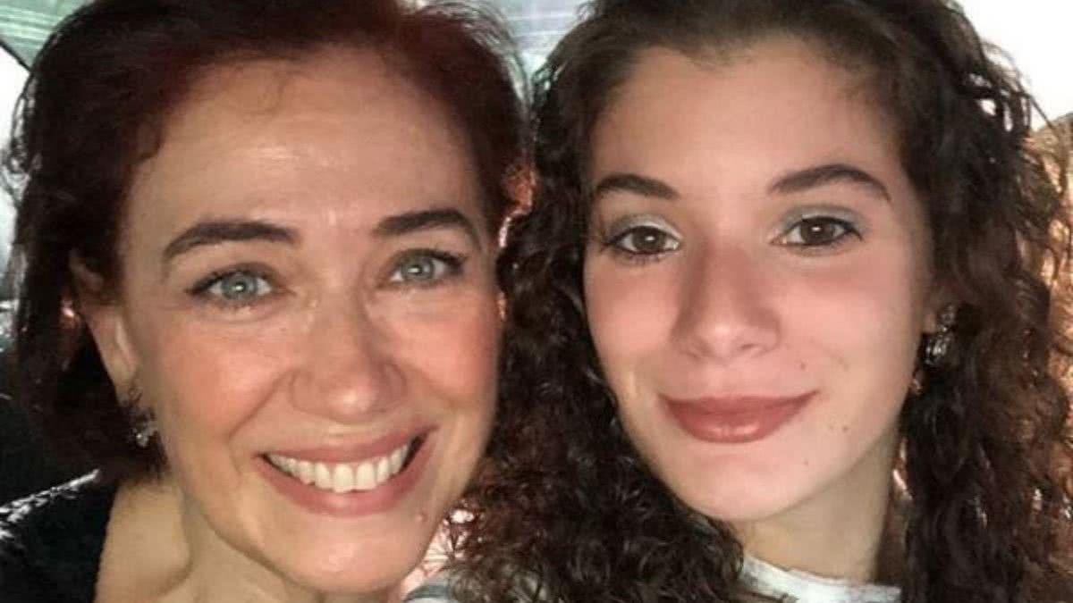 Filha de Lilia Cabral compartilha foto com a mãe e semelhança impressiona - Reprodução/Instagram