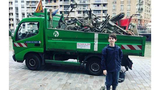 Raphael já tirou mais de 7 toneladas de lixo do Rio Sena - Reprodução Instagram @raf_sur_seine