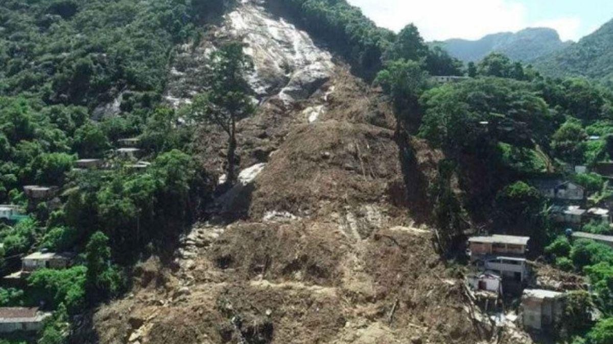 A chuva em Petrópolis deixou a cidade destruída e diversas vítimas - Divulgação