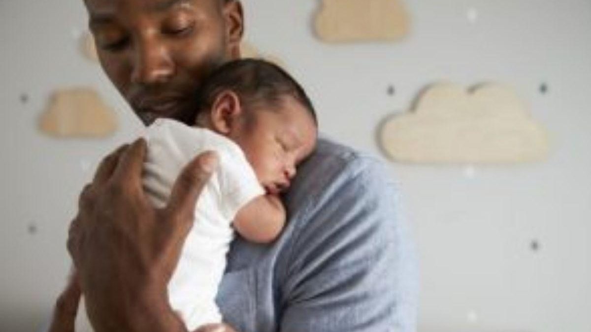 Os pais precisam estar preparados para cuidar bem da pele do bebê - Getty Images