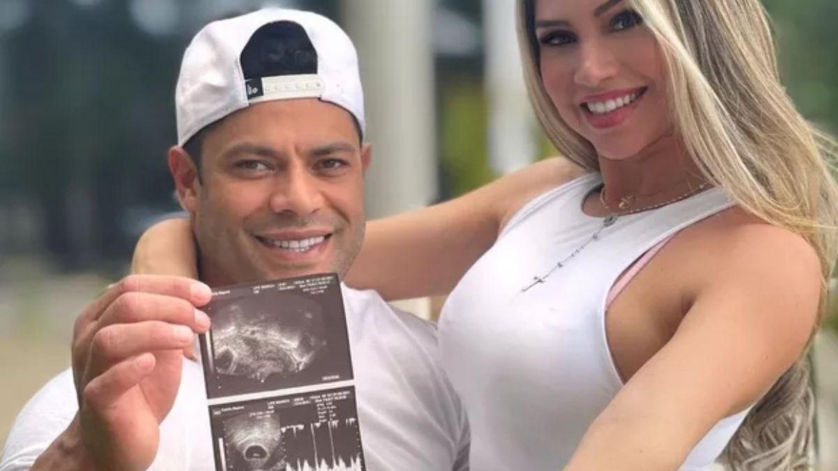 Hulk Paraíba, jogador do Atlético-MG, publicou uma foto da esposa grávida no Dia das Crianças - Reprodução @hulkparaiba