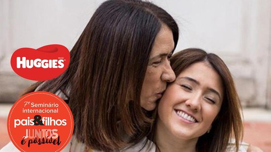 Roberta e Taís são mãe e filha e apaixonadas por educação - reprodução / Instagram