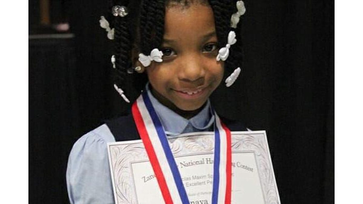 Anaya tem 9 anos e já ganhou dois concursos - Reprodução/ Hypeness