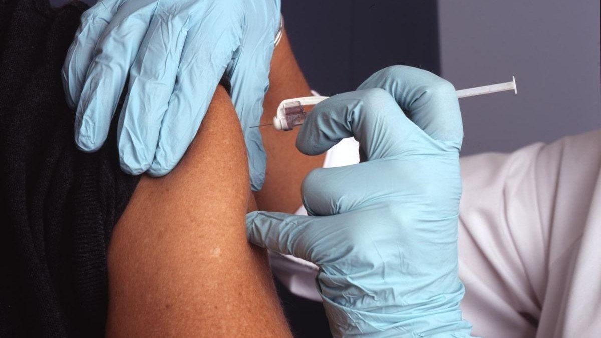Vacina da gripe pode potencializar imunidade contra covid-19, aponta estudo - Getty Images