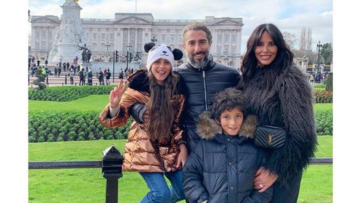 Marcos Mion e Suzana Gullo com os filhos Donatella e Stefano em Londres - reprodução / Instagram