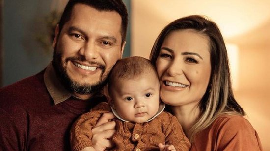 Andressa Urach e Thiago Lopes se separaram dois anos após a união e tiveram um filho juntos, Leon - Reprodução/ Instagram