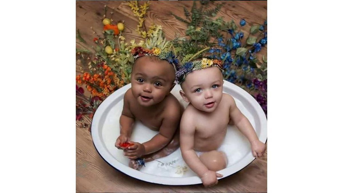 Kalani e Jarani tem 3 anos e nasceram com cores de pele diferentes (Foto: Reprodução / Instagram 