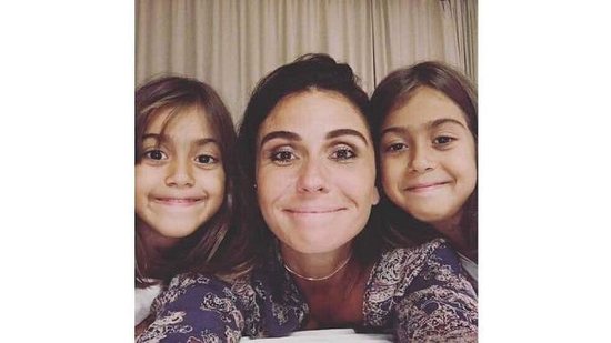 Giovanna Antonelli, seu marido e suas filhas gêmeas - Reprodução/ Instagram @giovannaantonellioficial