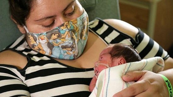 Jade nasceu prematura - Loma Linda University Medical Center