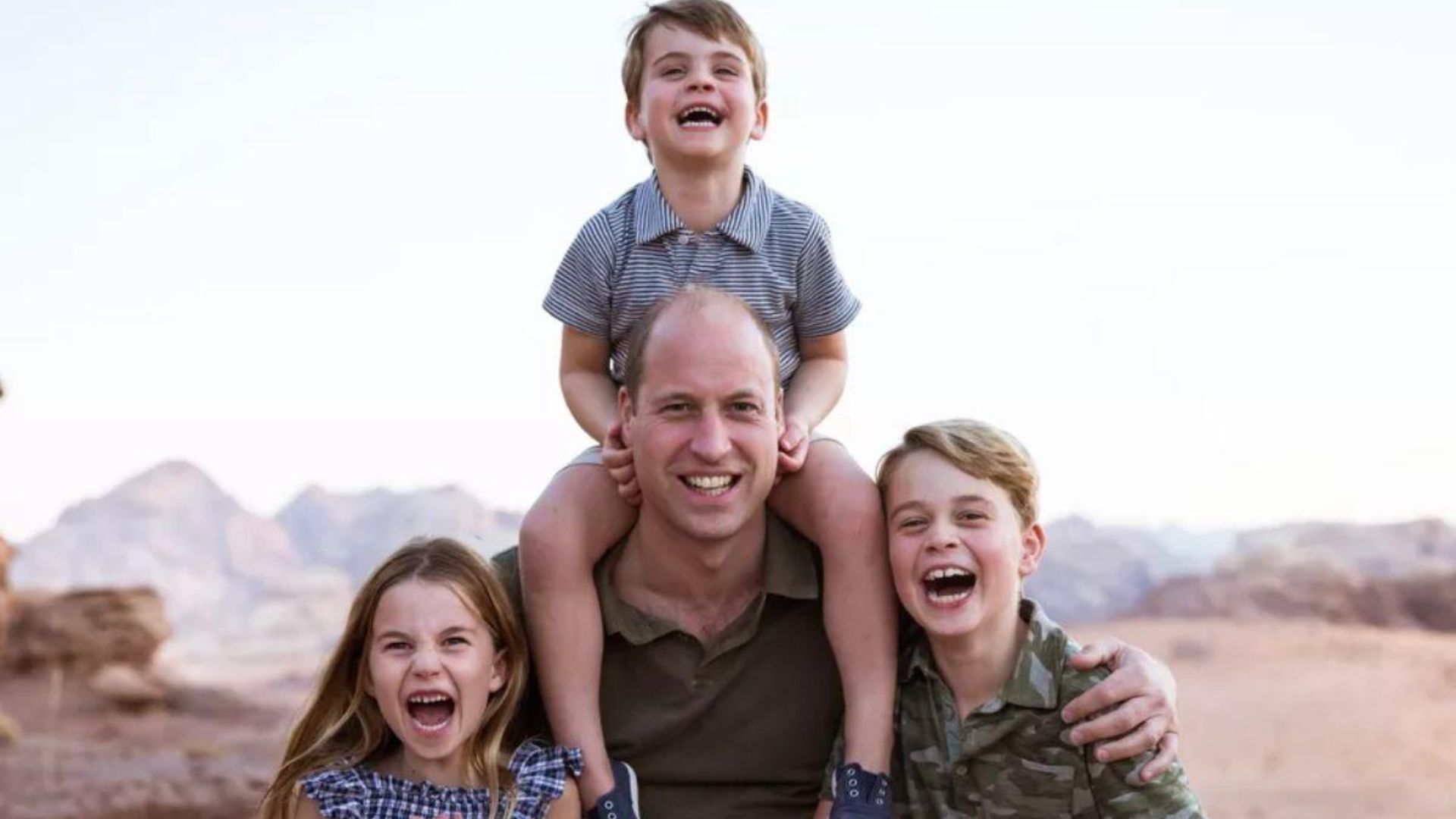 Príncipe William, George, Charlotte e Louis, seus filhos com Kate Middleton