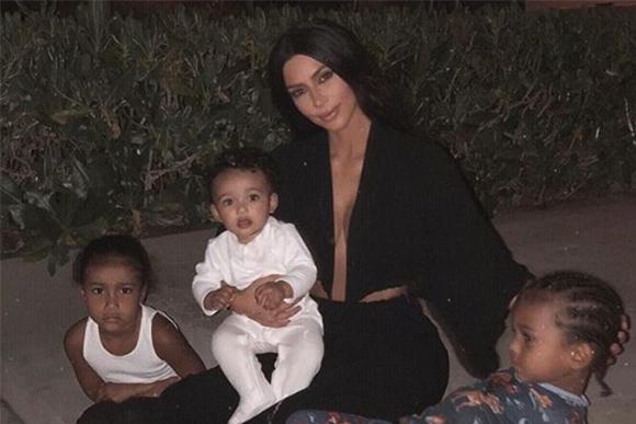 kim-kardashian-e-família