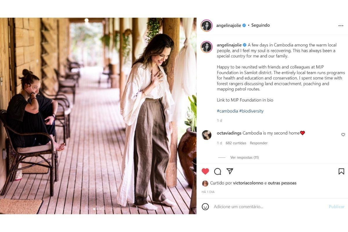 Angelina Jolie posta foto com filha em viagem para Camboja