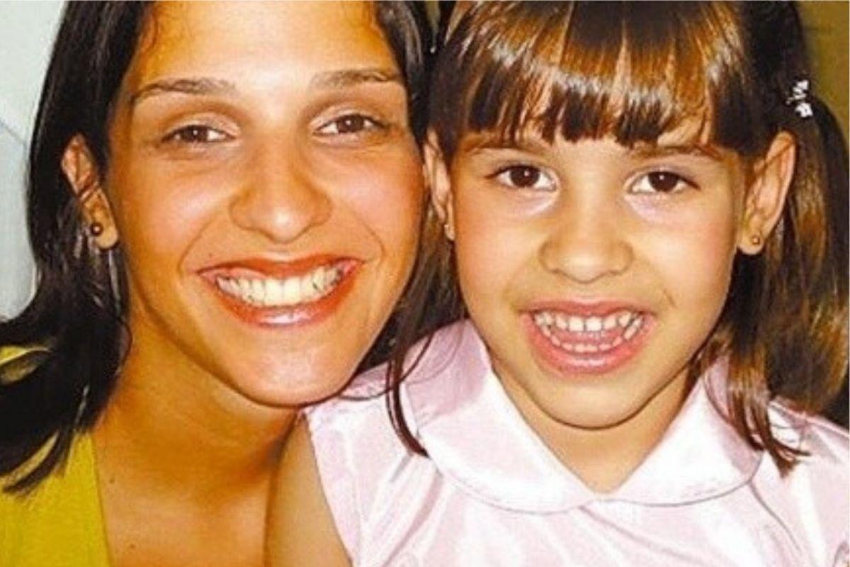 Ana Carolina Oliveira, mãe de Isabella Nardoni, e a filha