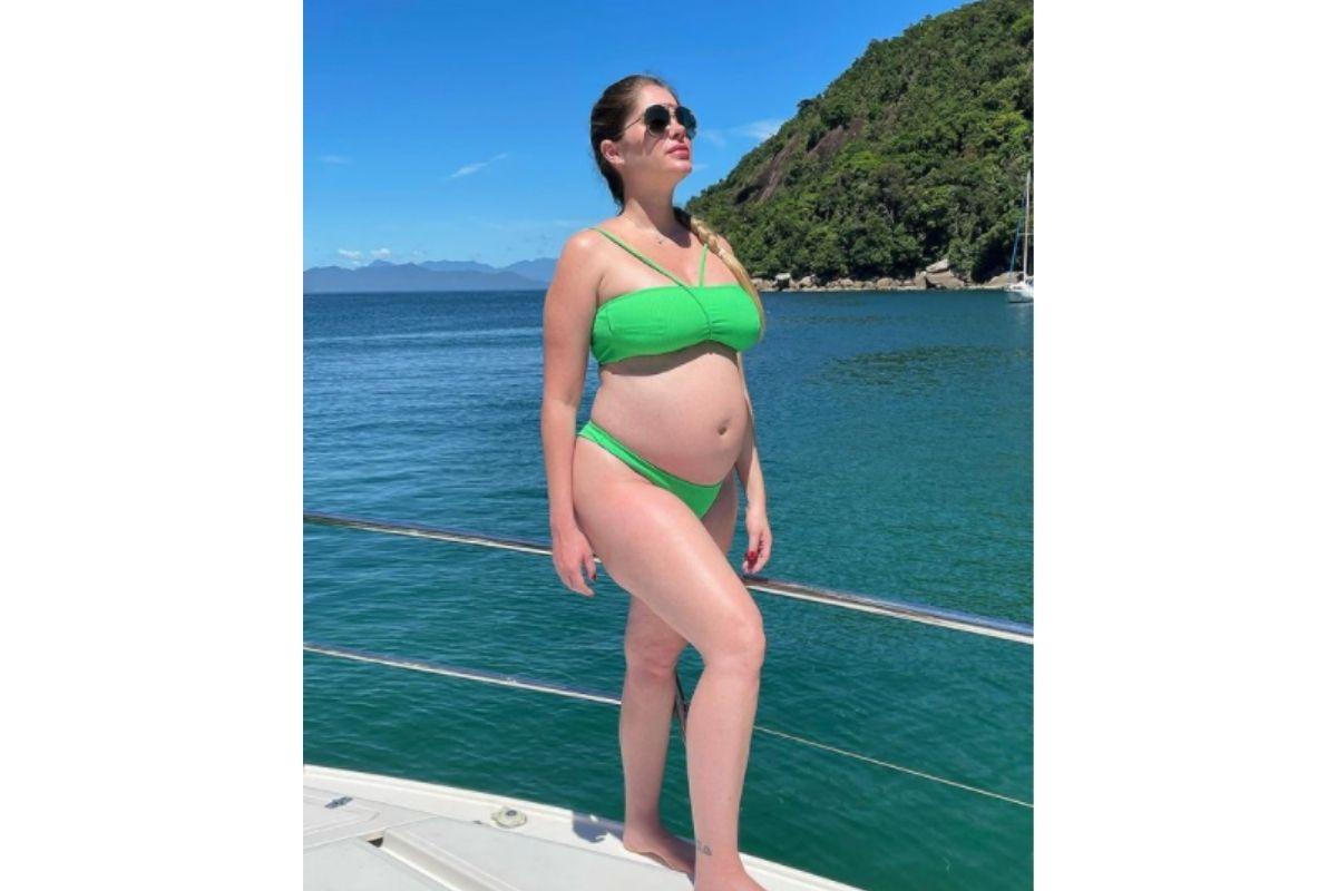 Bárbara Evans com 26 semanas de gravidez