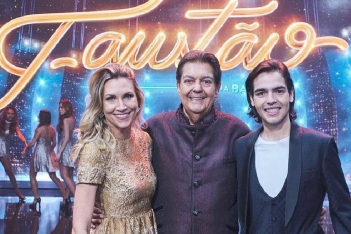 Anne Lottermann, Faustão e João Guilherme Silva durante o programa
