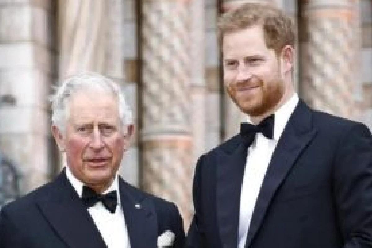 Príncipe Harry e Rei Charles III