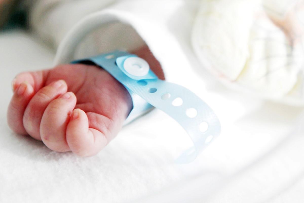 Bebês prematuros enfrentam algumas dificuldades nos primeiros dias
