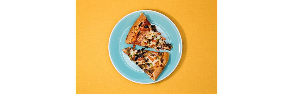 Sair com a roupa pintada de comida já não é mais novidade para você (Foto: Shutterstock)