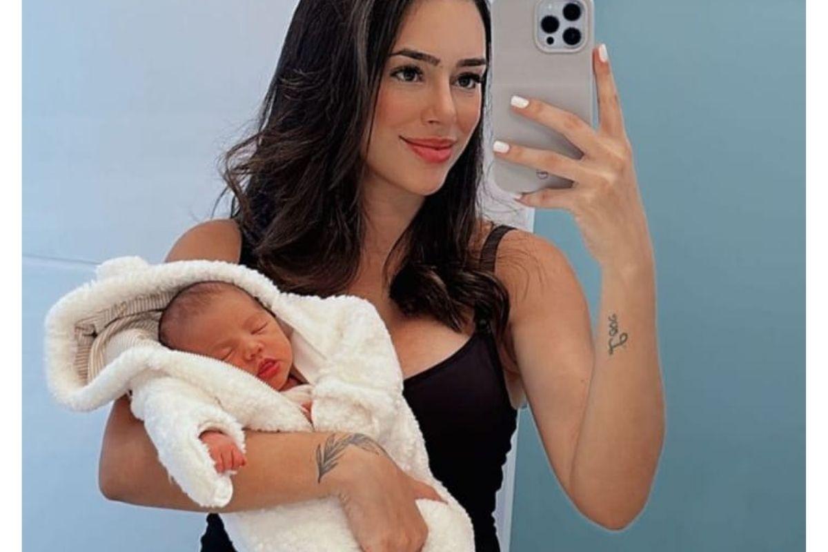 Bruna Biancardi e Mavie uma semana após o nascimento da bebê