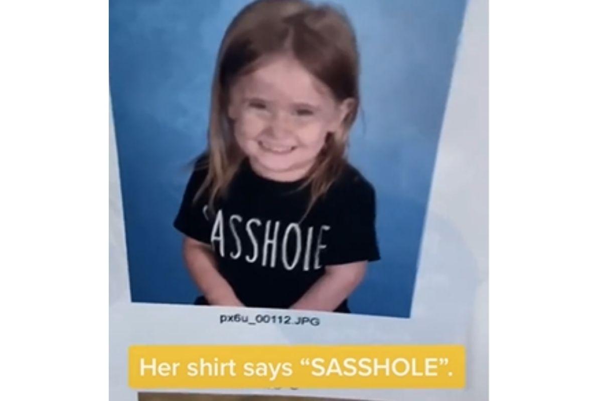 A menina foi com uma camiseta 'inadequada' para a sala de aula